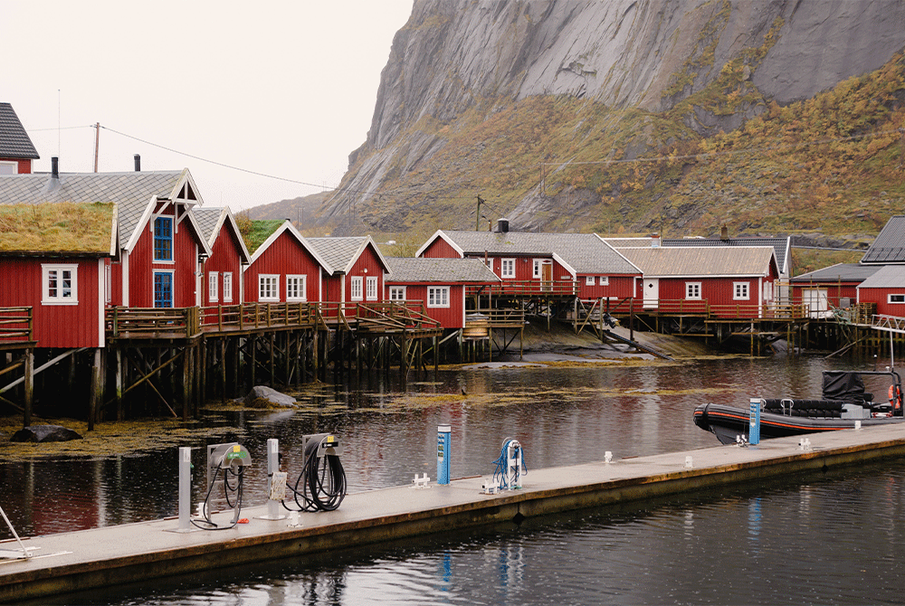 Das Fischerdorf Reine in Leknes auf den Lofoten